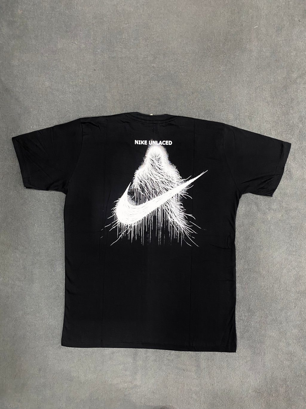 CAMISETA NK DOUBLE LOGO - PRETA