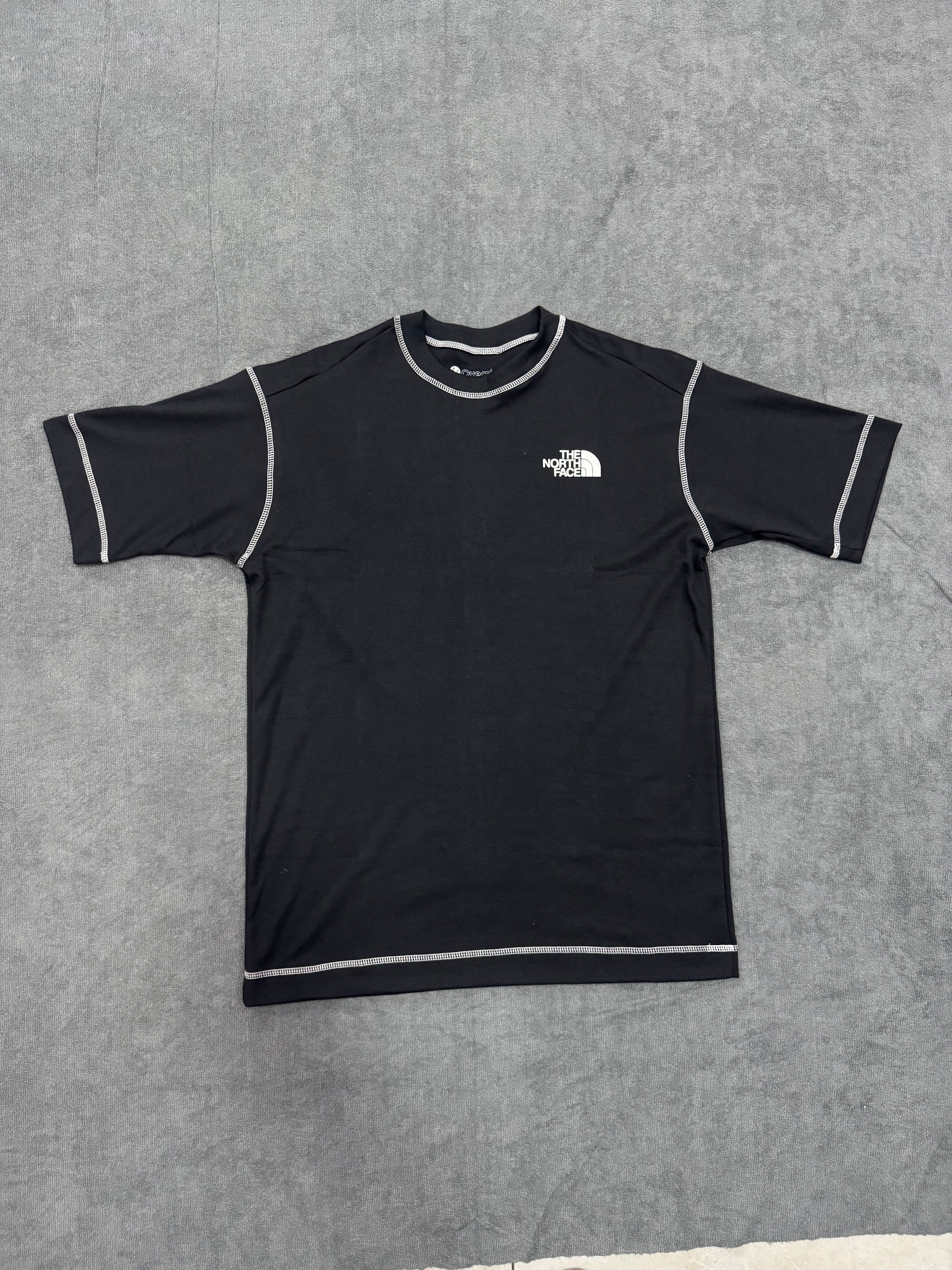CAMISETA OVERSIZED NORTH FACE - PRETA