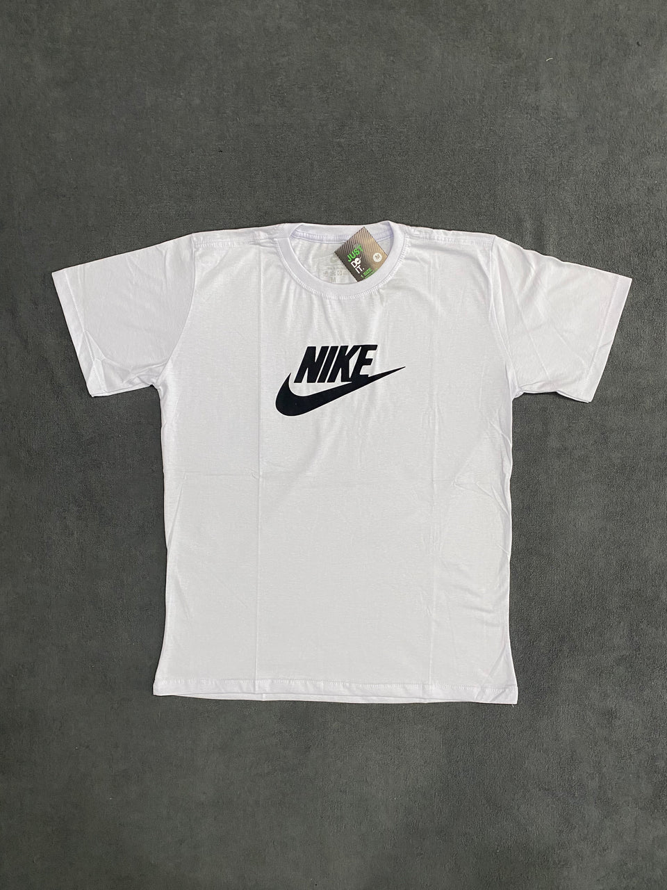 CAMISETA NK LOGO - BRANCA