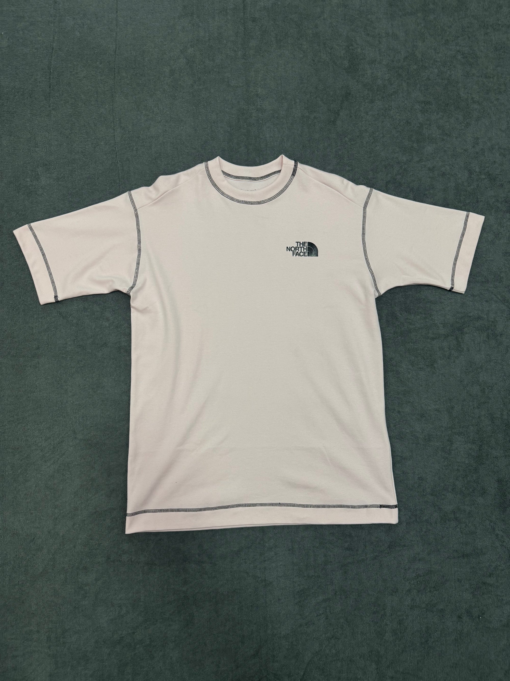 CAMISETA OVERSIZED NORTH FACE - BRANCA