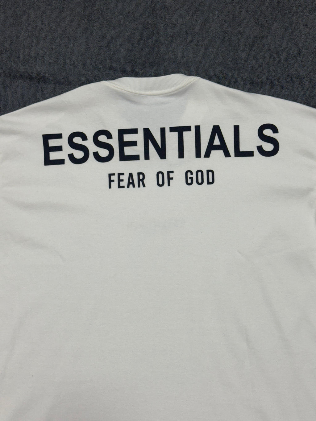 CAMISETA OVERSIZED ESSENTIALS - BRANCA