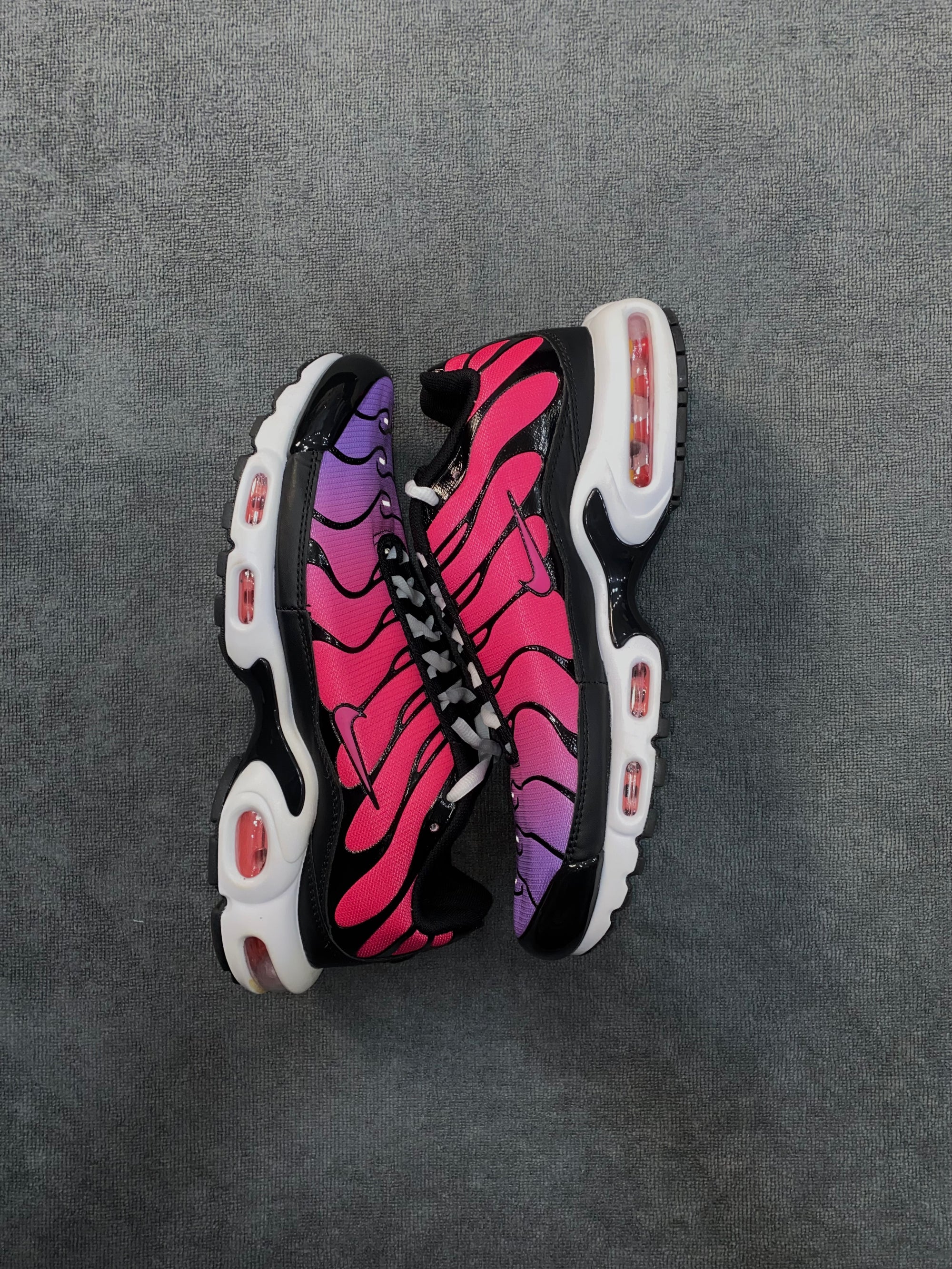 TÊNIS NK AIR MAX TN - ROSA NEON