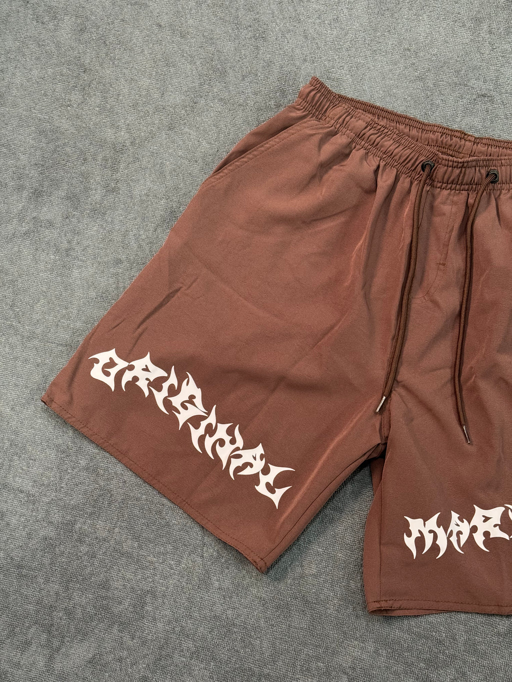 SHORT CHRONIC - MARROM