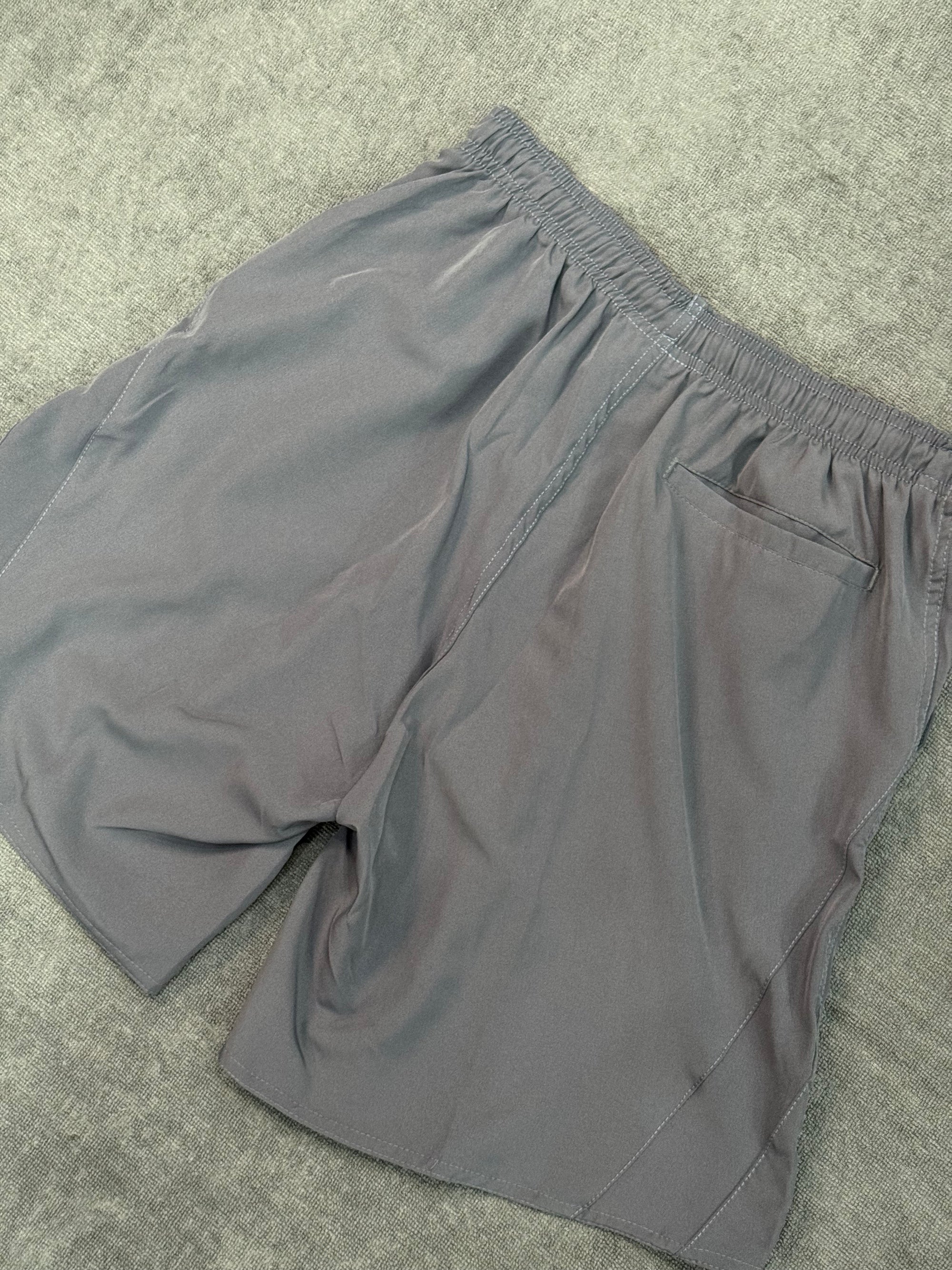 SHORT CHRONIC - CINZA