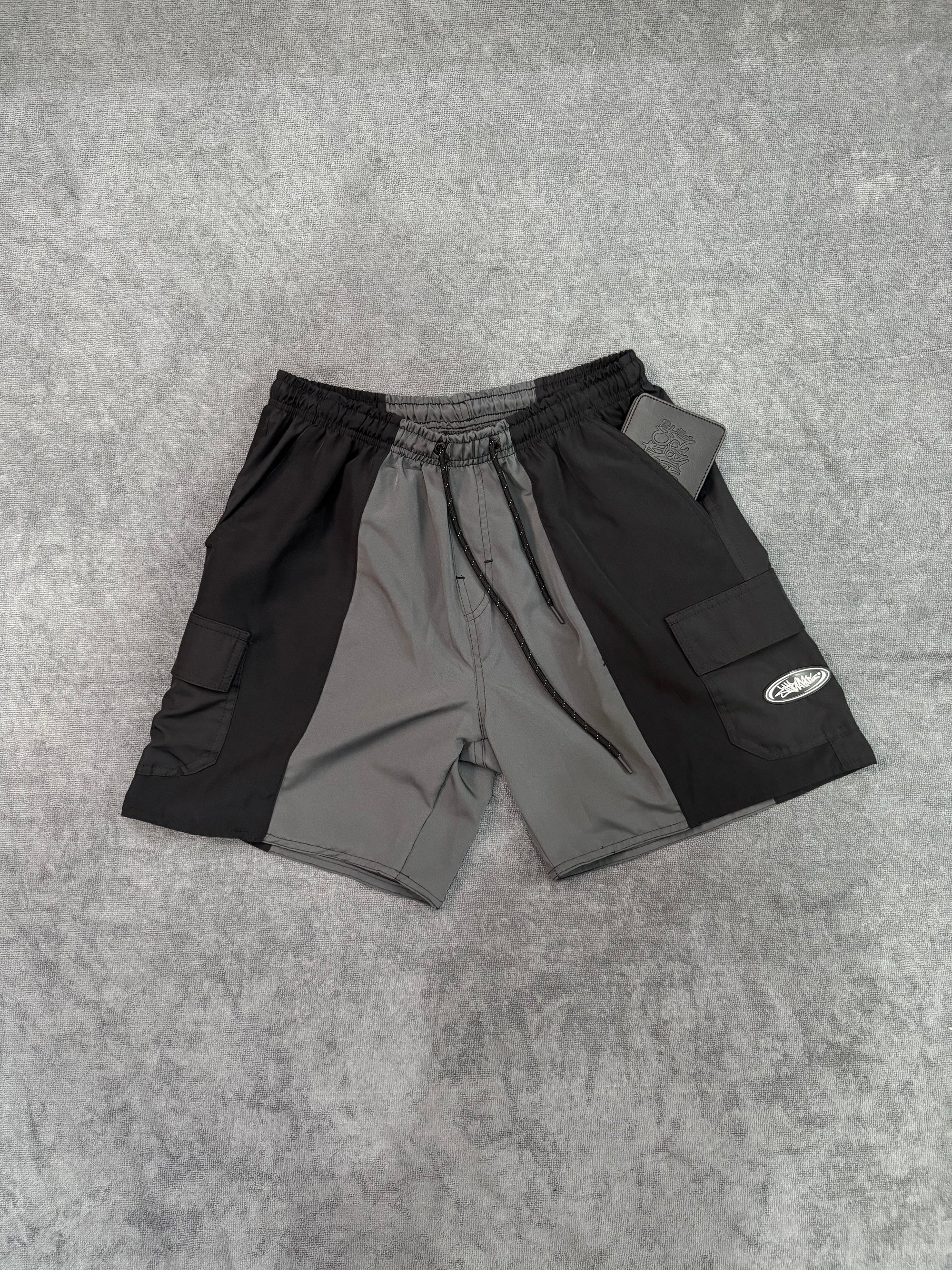 SHORT CHRONIC CARGO - PRETO/CINZA