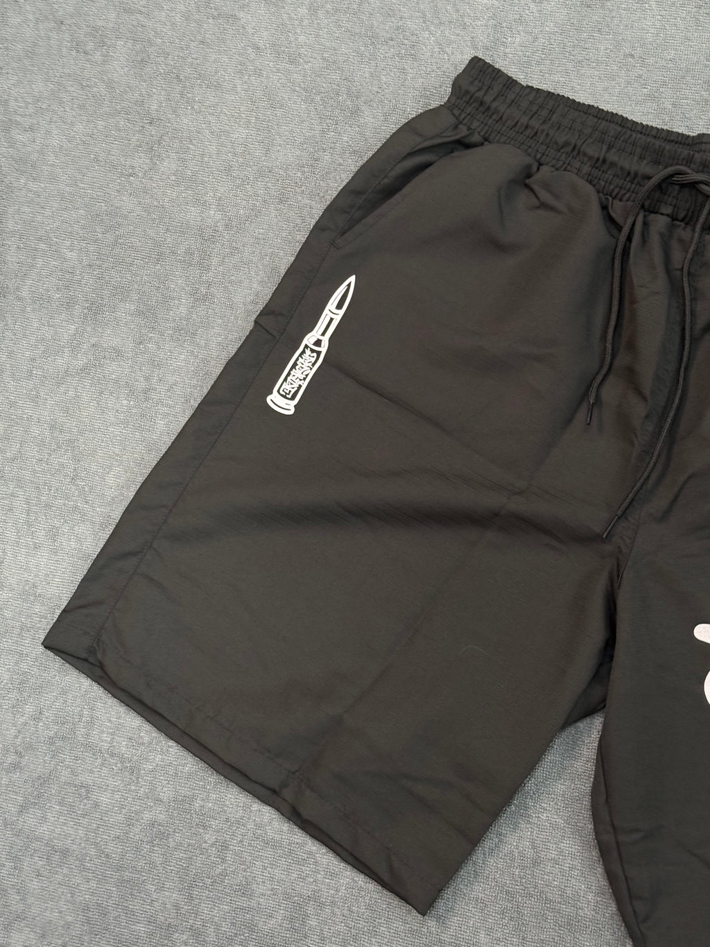 SHORT TRIP SIDE UZI - PRETO