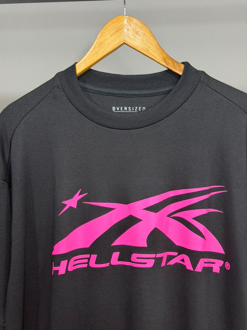 CAMISETA OVERSIZED HELLSTAR - PRETA
