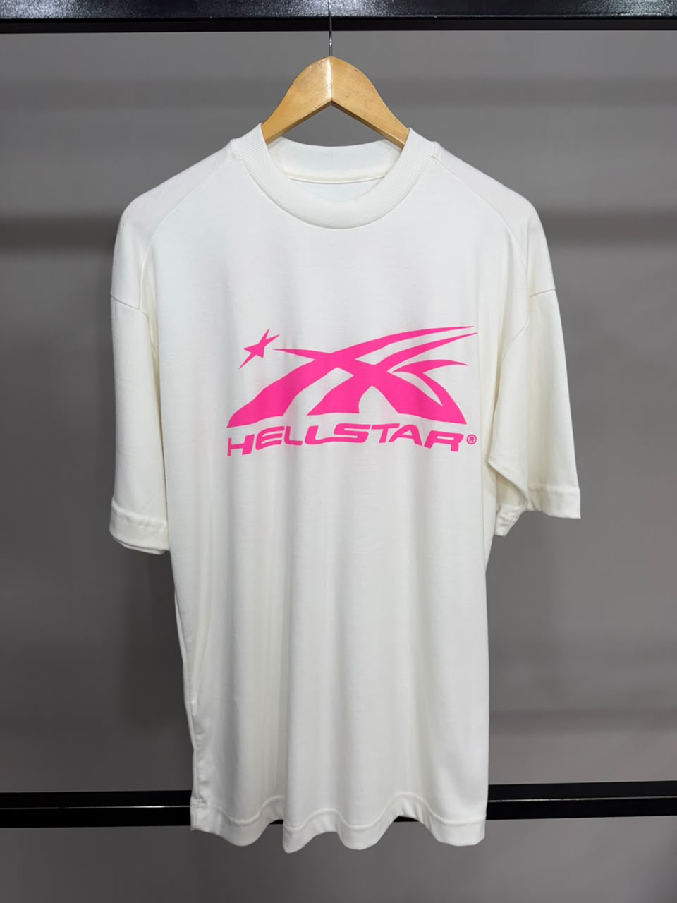 CAMISETA OVERSIZED HELLSTAR - OFF WHITE