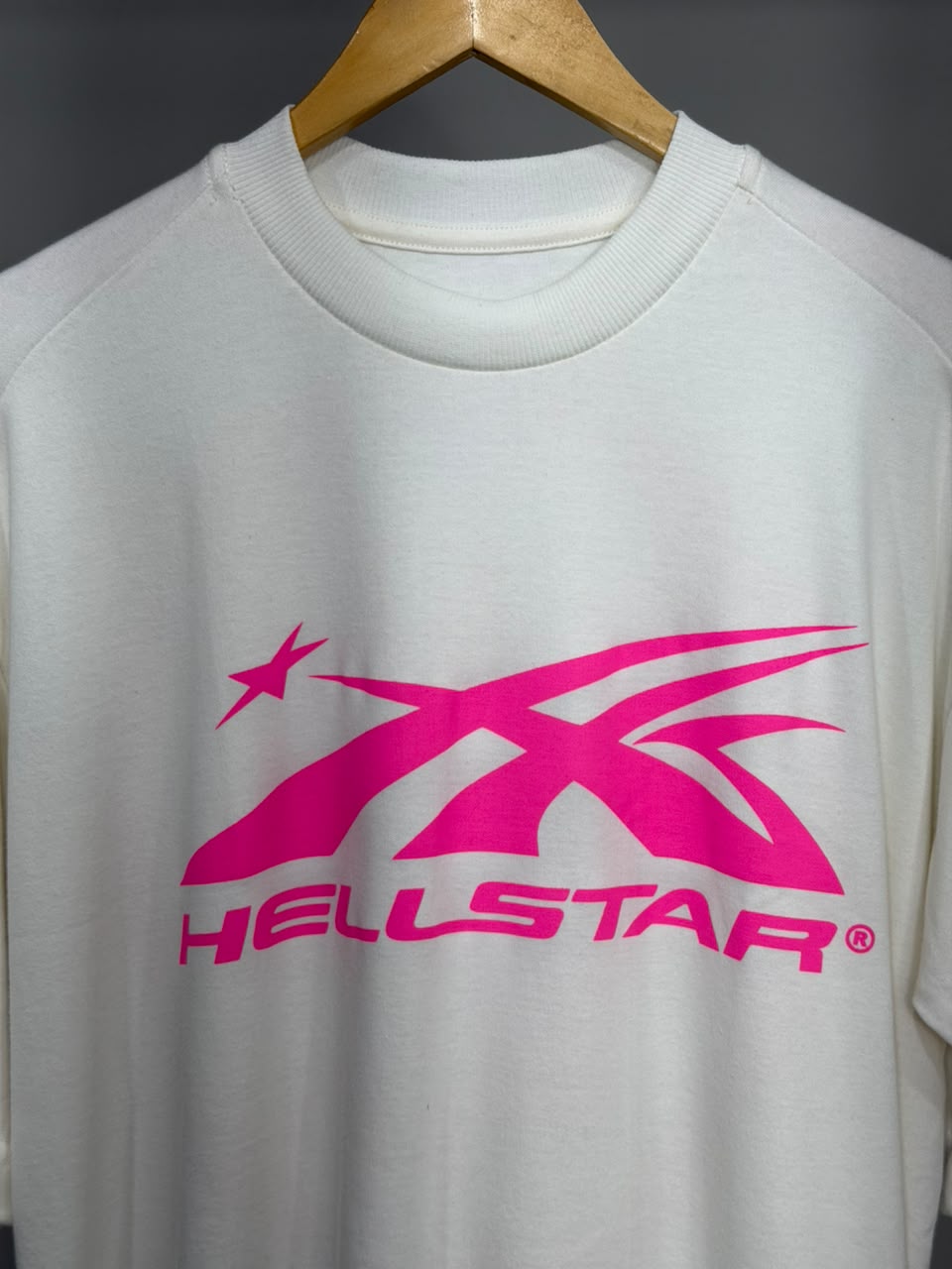 CAMISETA OVERSIZED HELLSTAR - OFF WHITE