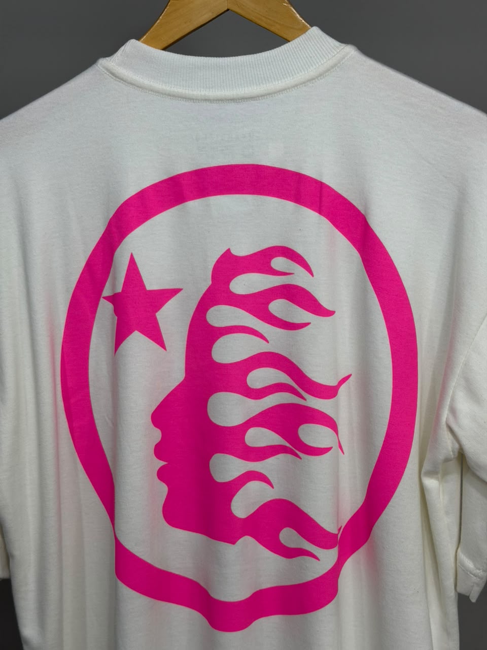 CAMISETA OVERSIZED HELLSTAR - OFF WHITE