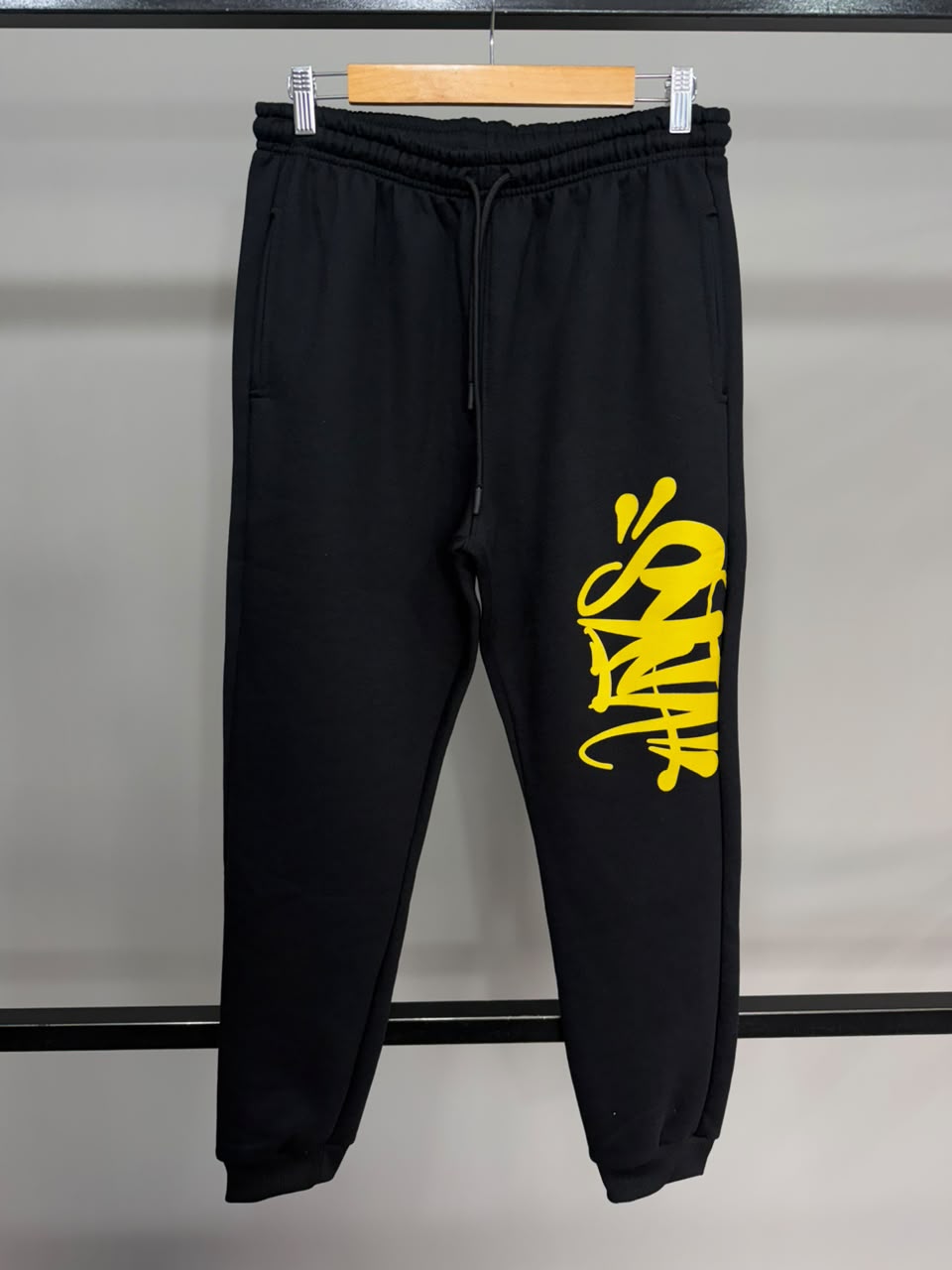 Conjunto Moletom Syna World - Preto