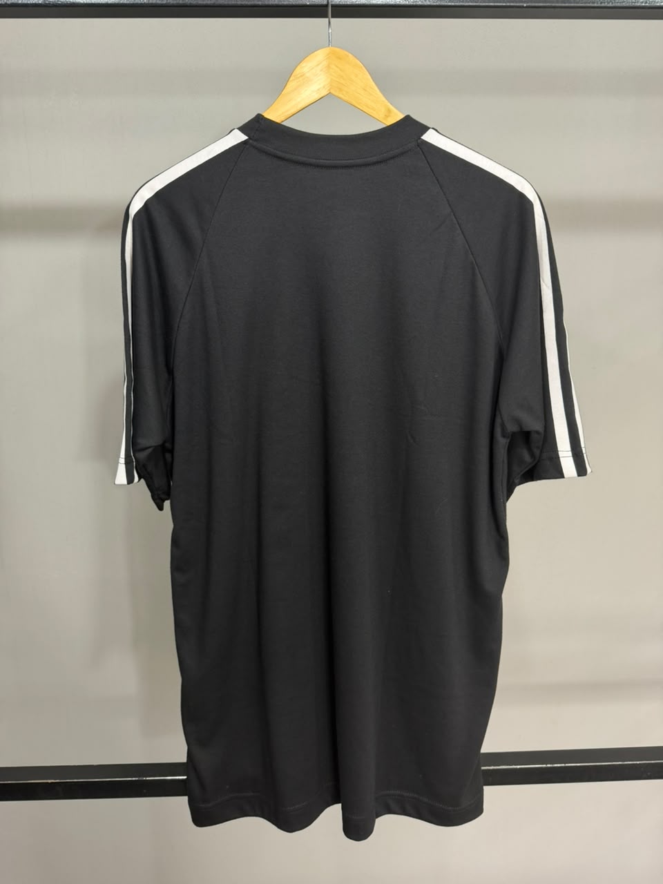 CAMISETA OVERSIZED ADD LOGO - PRETA